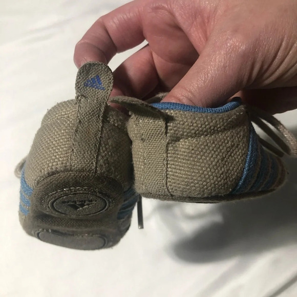 Adidas Lace Up Sneakers Non-Slip Soles Tan/Blue Size 0 - Picture 12 of 12